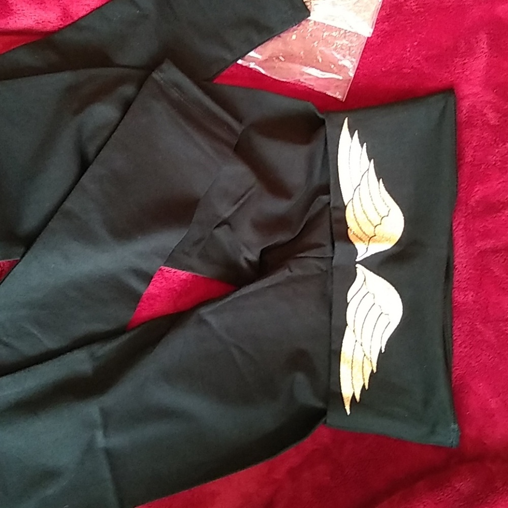 Victoria's Secret Gold Angel Wings Yogas